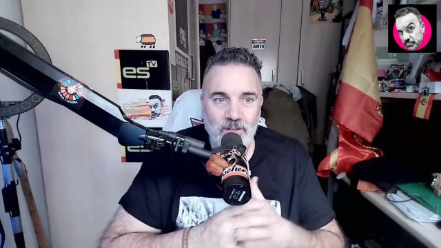 Juanma Moreno lo tiene asín de grande